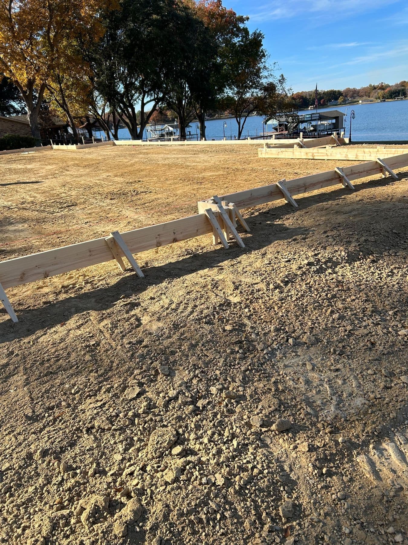 Lakefront building pad cleared on East Texas shoreline
